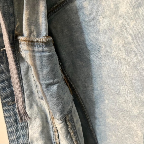 Streetwear Society Denim Jacket with Hood - Picture 7 of 9